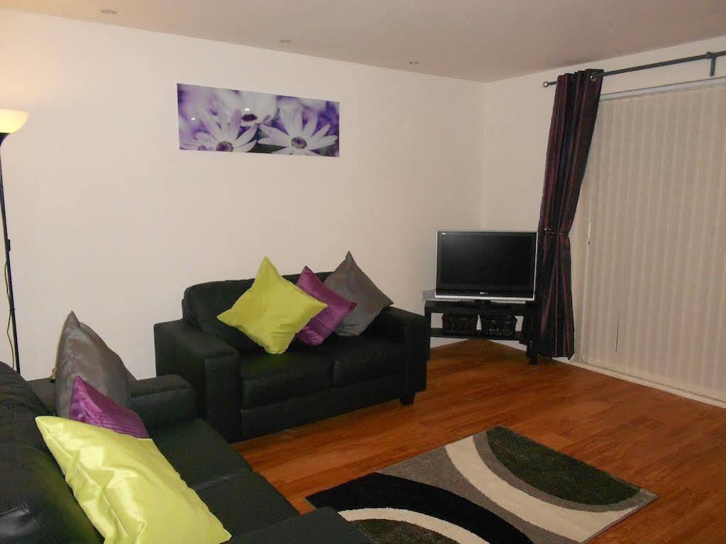 Doc Y Gogledd Apartamento Llanelli Exterior foto